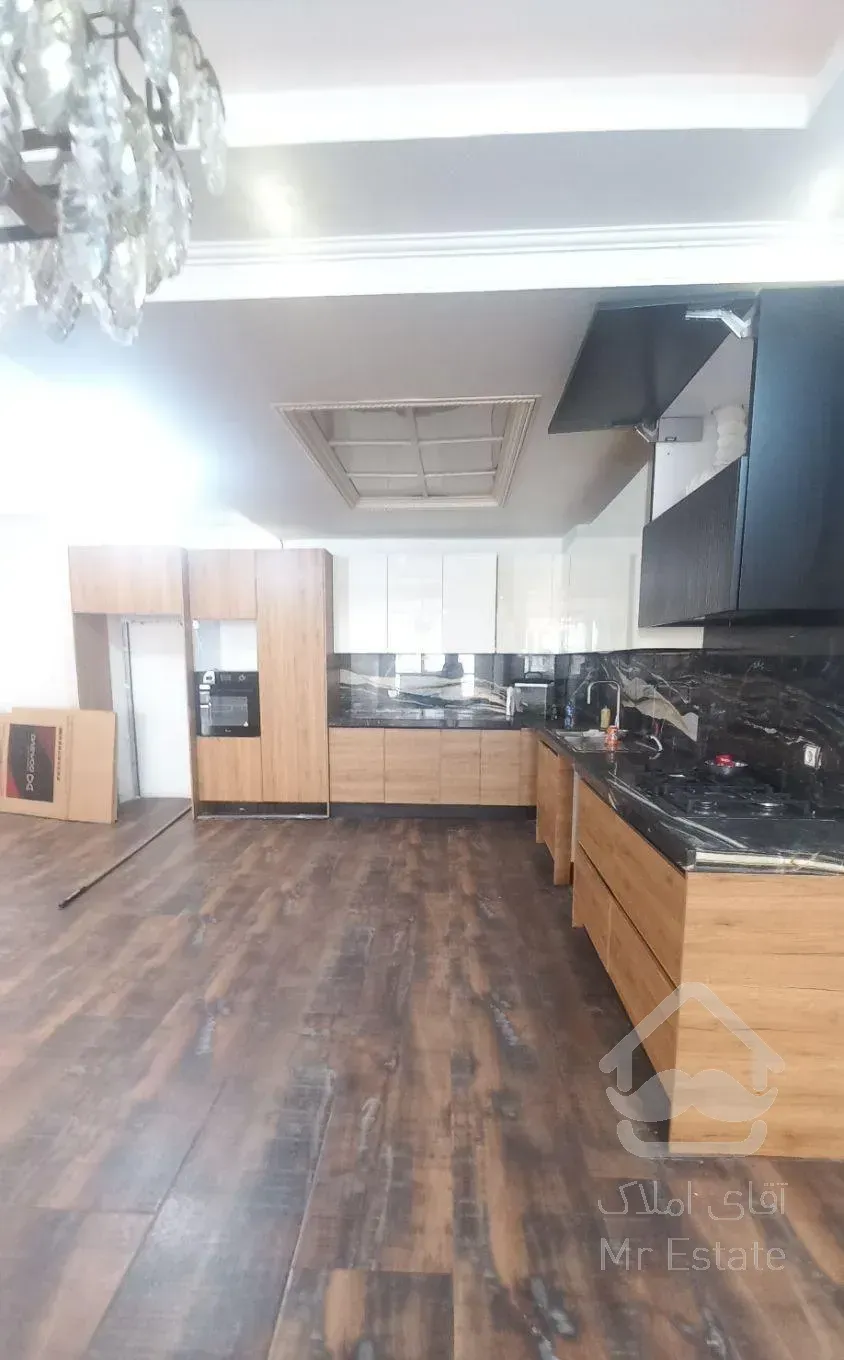 ۱۵۵ متر قیطریه دو پارکینگ غرق نور ،تک بازدید