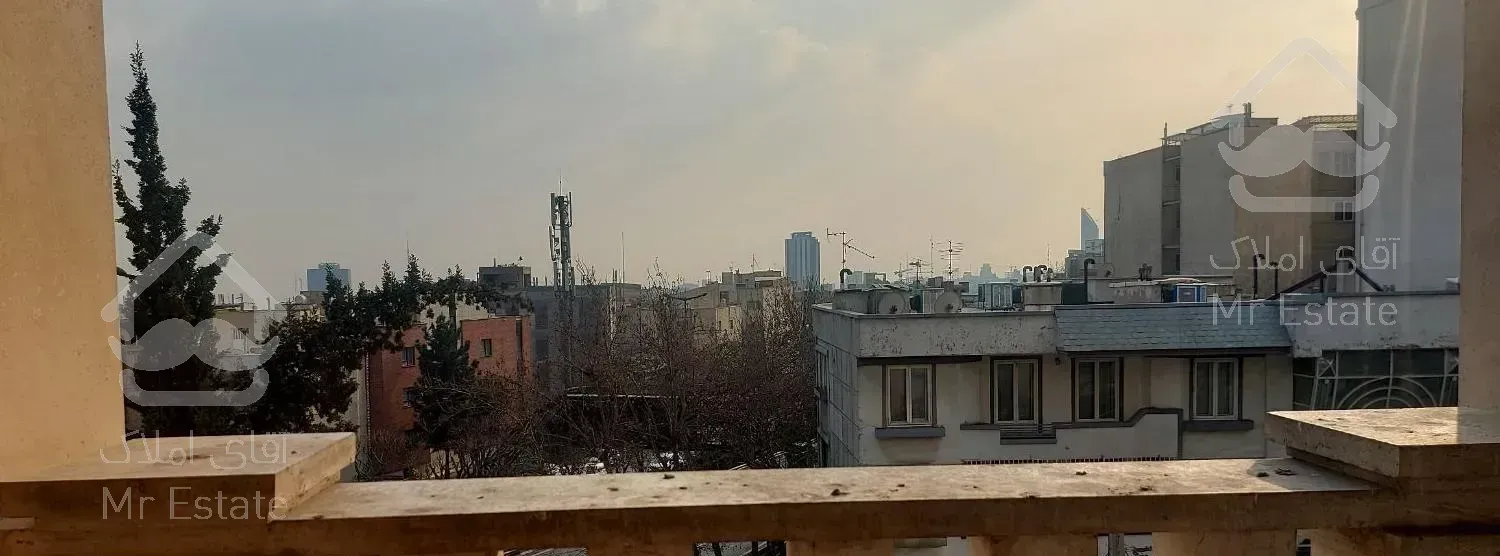 ۱۱۵متر فول امکانات/لوکیشن قوی/۳پارکینگ