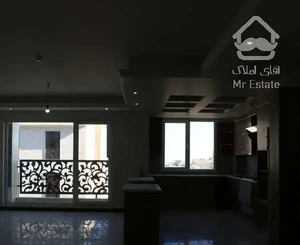 ۱۵۰متر فول امکانات دو پارکینگ سندی