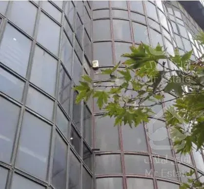 اداری ۶۴ متر سیدخندان بر اتوبان