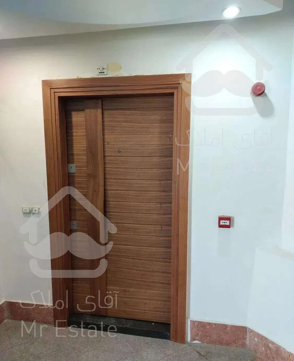 جردن ۱۲۲ متر ۳ خوابه امکانات کامل قابل تبدیل