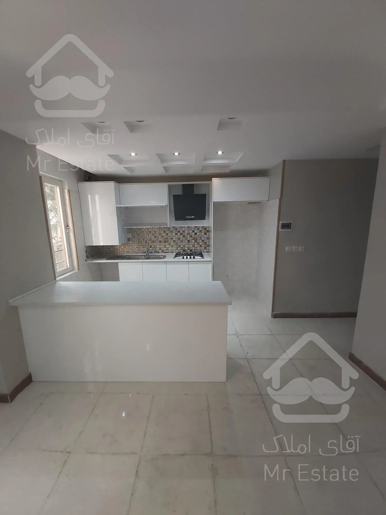 ۶۶متر ۲خوابه ۵سال ساخت