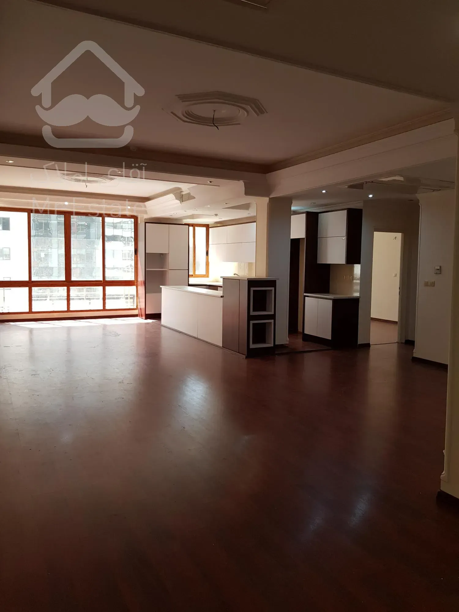 آپارتمان ۱۴۵ متری واقع در سعادت آباد