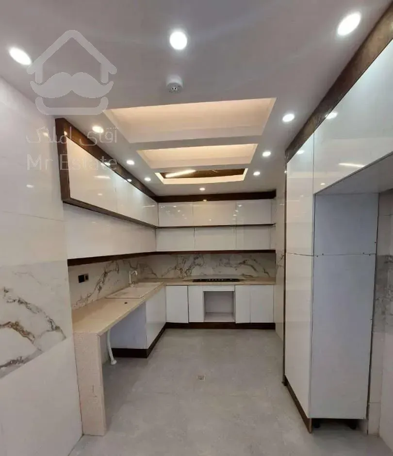 تک واحده ۱۲۵متر/با۸۰۰وام