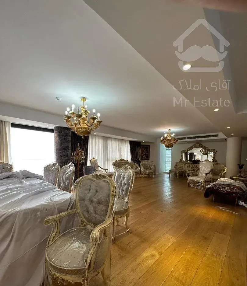 ۲۵۵ متر ۴خواب مستر/۳ جهت ویو/نیاوران