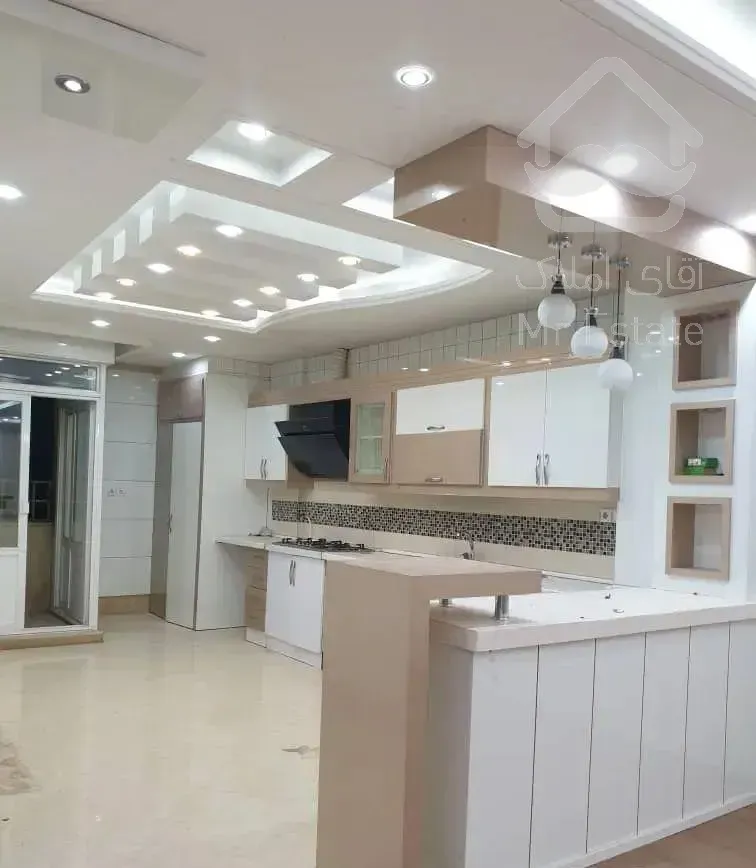 180متری اقبال نزدیک مترو وبلوار تک واحدی شیک 3خواب