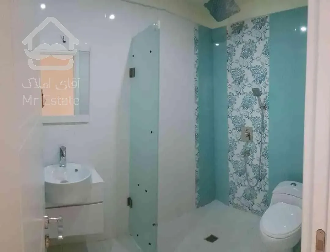 ۱۱۶ متر vip , نوساز در بهترین لوکیشن پونک