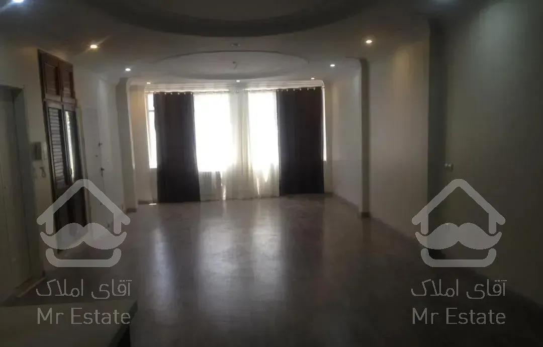 125متر 3خواب پاسداران رو به آفتاب