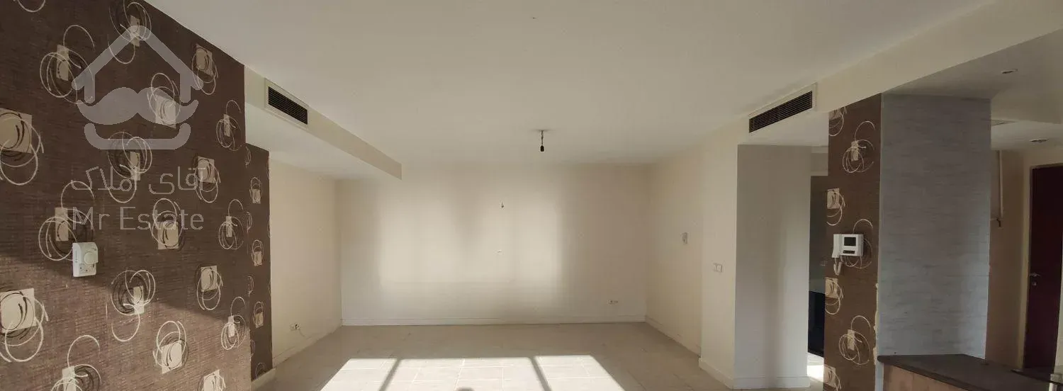 برج عرفان ۱۲۰ متری ۳ خوابه دریاچه شهدای خلیج فارس