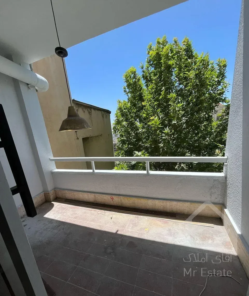 آپارتمان ۱۳۵ متری/قلب بوکان/ویوتهران/۲خواب/بالکن