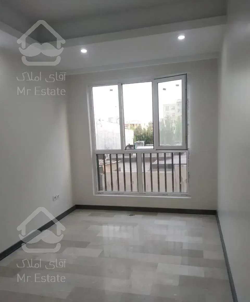 ۱۲۰ متر ۲ پارکینگ نوساز کلید نخورده غرق نور تاپ