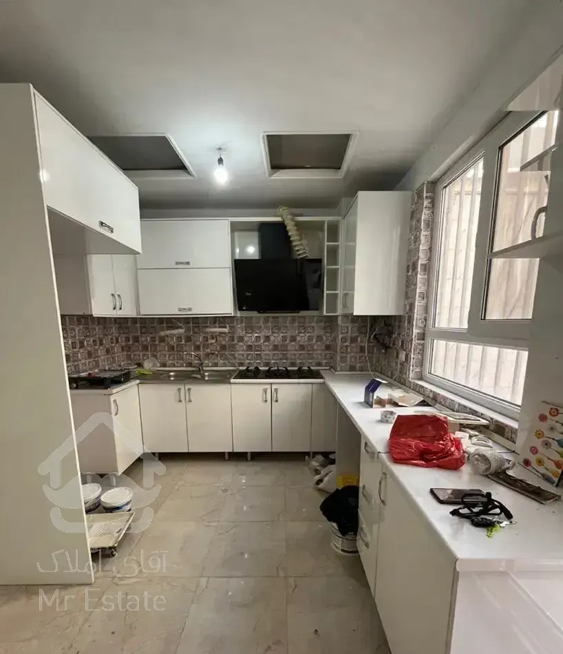 ۷۰متر رویتی ۸سال فول امکانات