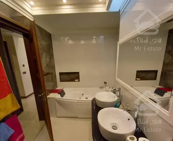 240 متر/سفارشی ساز/تک واحدی/ویو /جمشیدیه