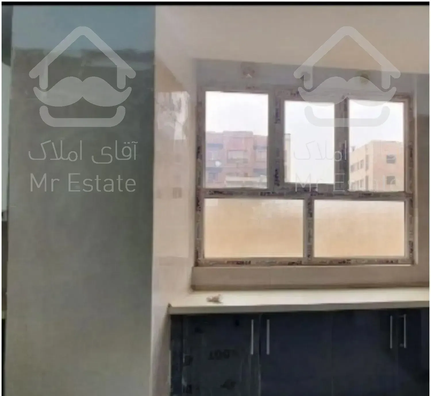 ۹۰ متر/ ۲ خواب / کلیدنخورده / برج