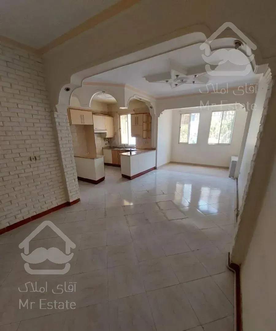 ۹۰متر/خوش نقشه/ طبقه اول/ هشتم نیروهوایی