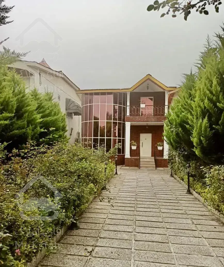 نزدیک دریای مازندران