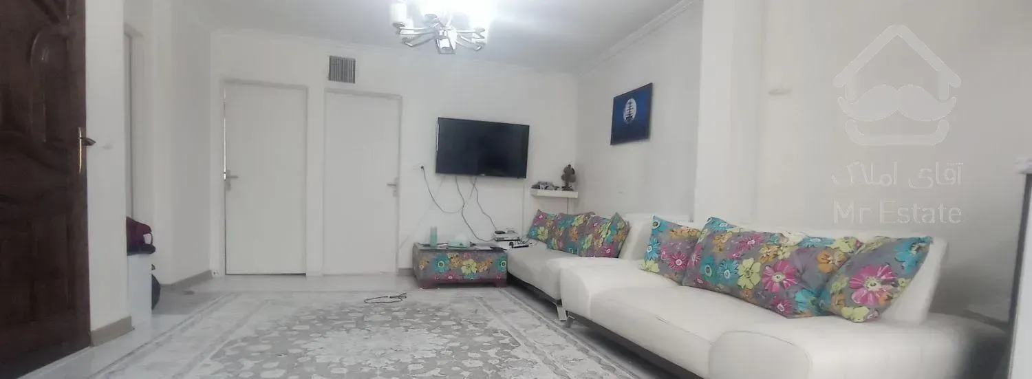 فروش آپارتمان ۶۰ متری ۲ خوابه طبقه ۴ در بریانک