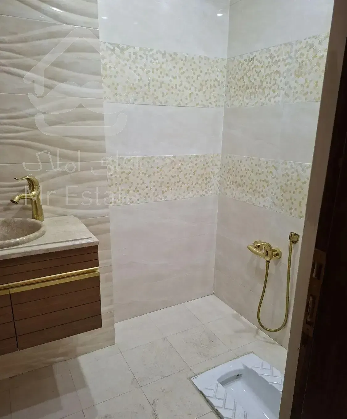 ۱۹۲ متر تک واحدی نوساز کلبد نخورده