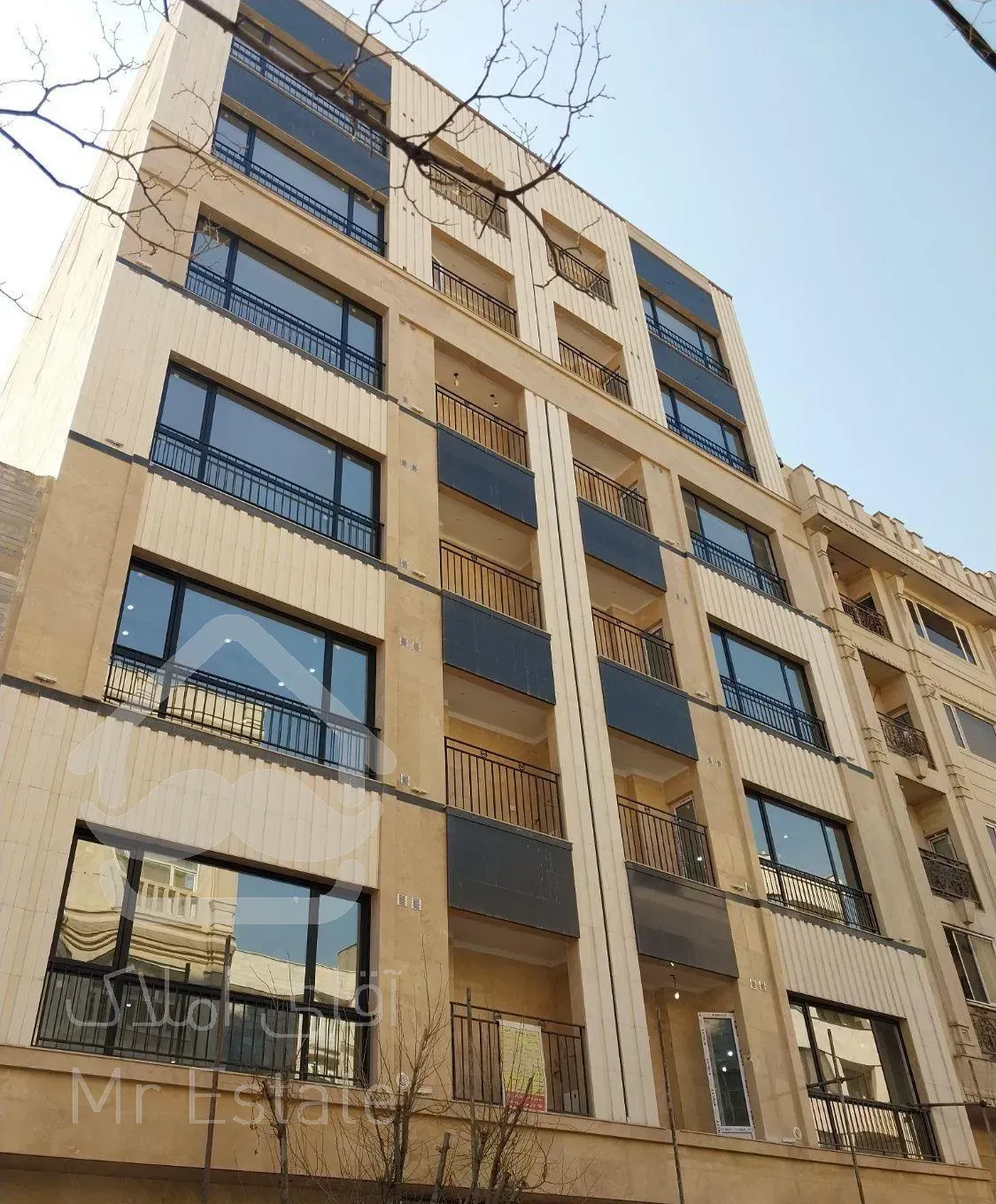 آپارتمان 108 متر گلستان آقاجانلو نبرد جنوبی