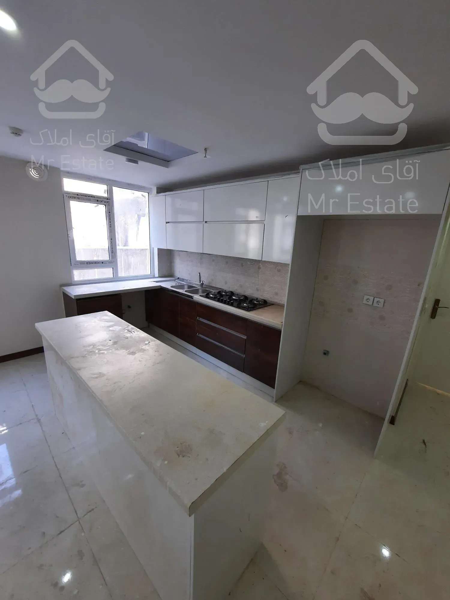 ۹۶ متر ،۲خواب/ فول امکانات