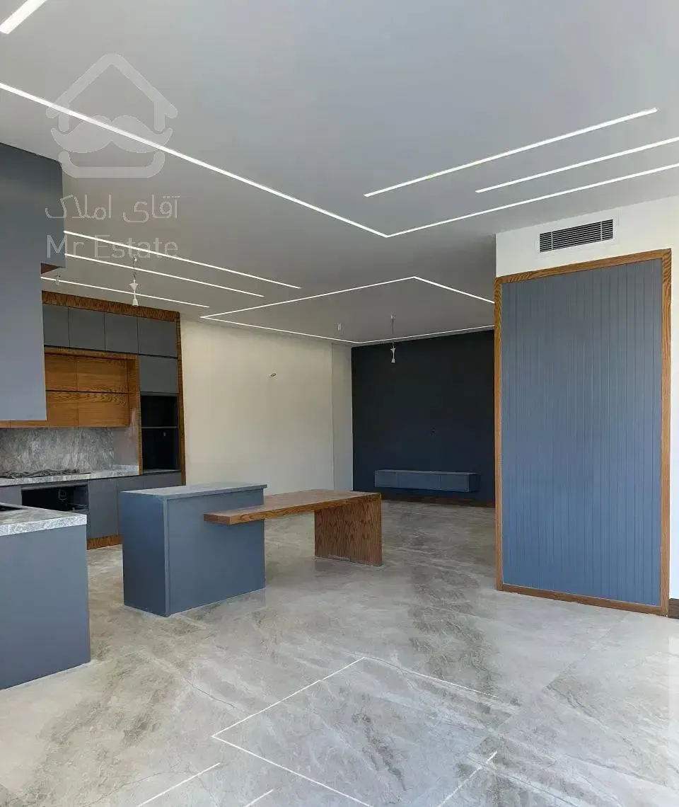 سیدرضی شاه نشین وکیل اباد ۱۸۰متر بانوپسند