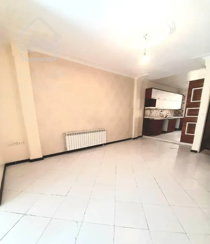 ۶۲متری خوش نقشه/طبقه اخر/ بازدید قرارداد