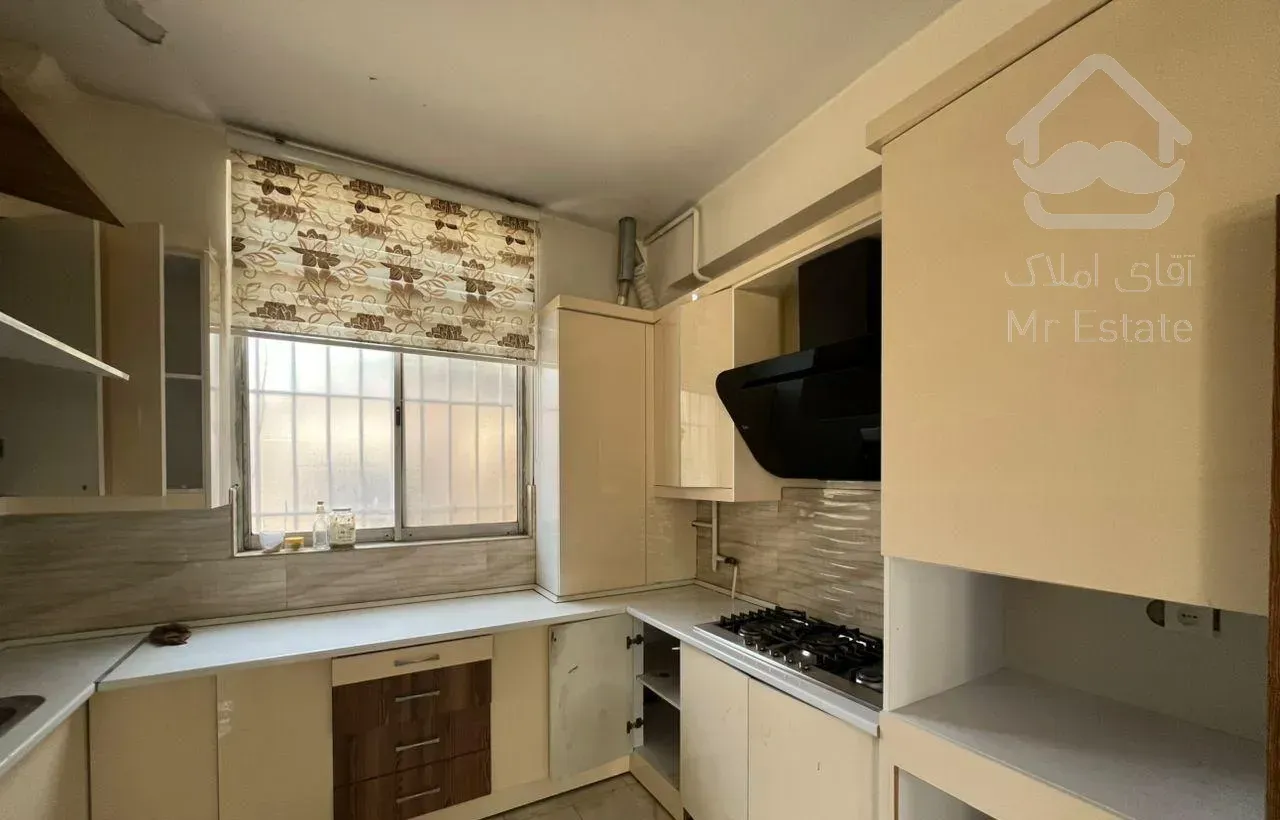 ۱۳۰متر+۸۰متر حیاط/همکف درمستقل/پشت حاشیه وکیل اباد