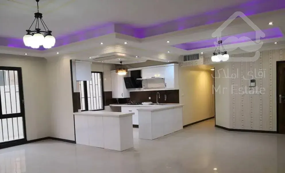 ۱۰۷ متر فول امکانات