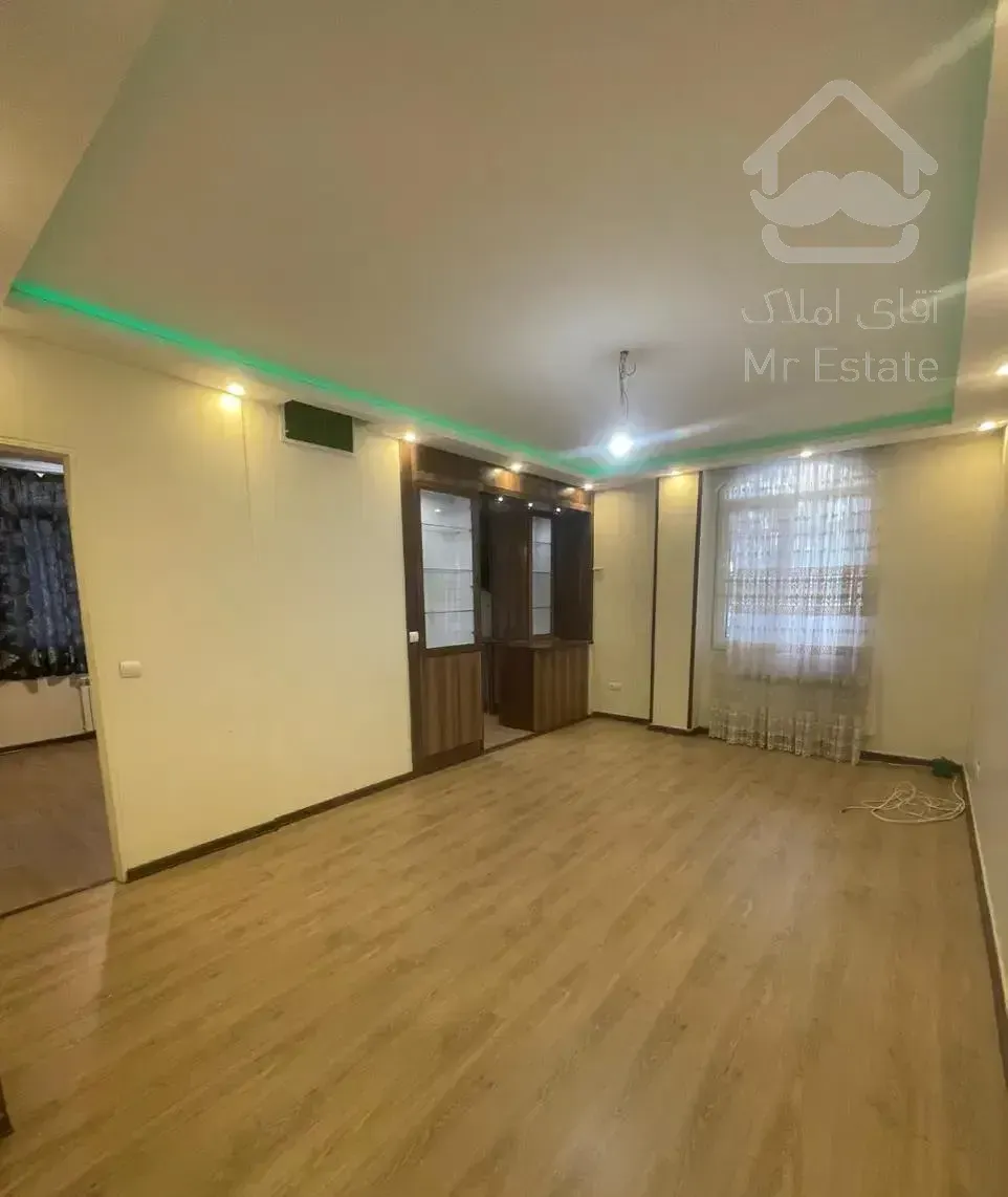 اشرفی باهنر ۵۱ متر بازسازی شده فول