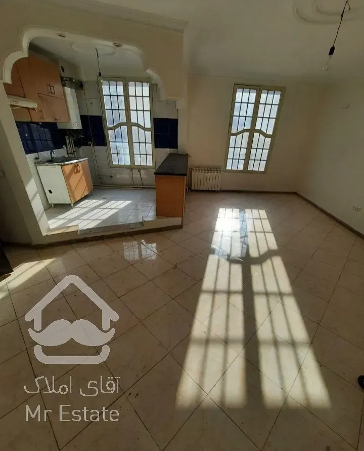 ۴۹متر یک خوابه/۵ساله/آسانسور دار