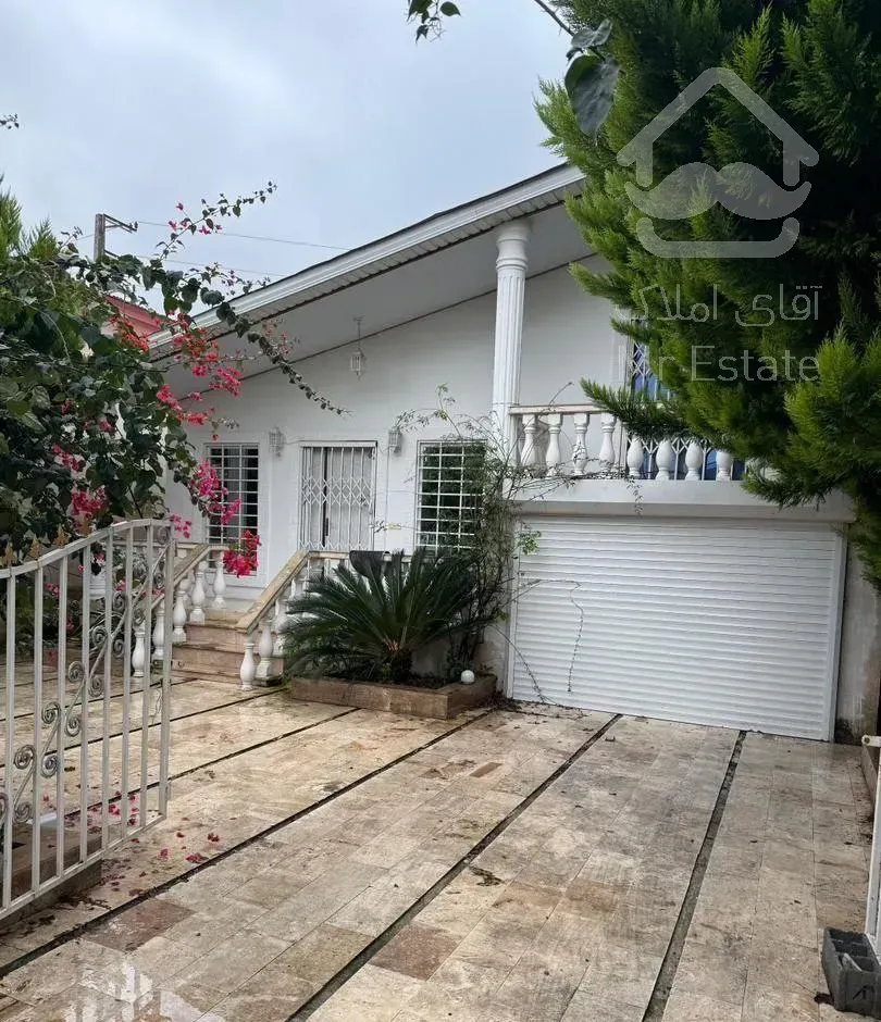 ویلا ۲۵۰ متر شهرکی ویو جنگل با سند و انشعابات