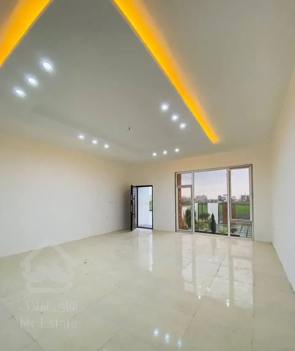 همکف نما انگلیس/نوساز/تهرانینشین/نزدیک جنگل و دریا