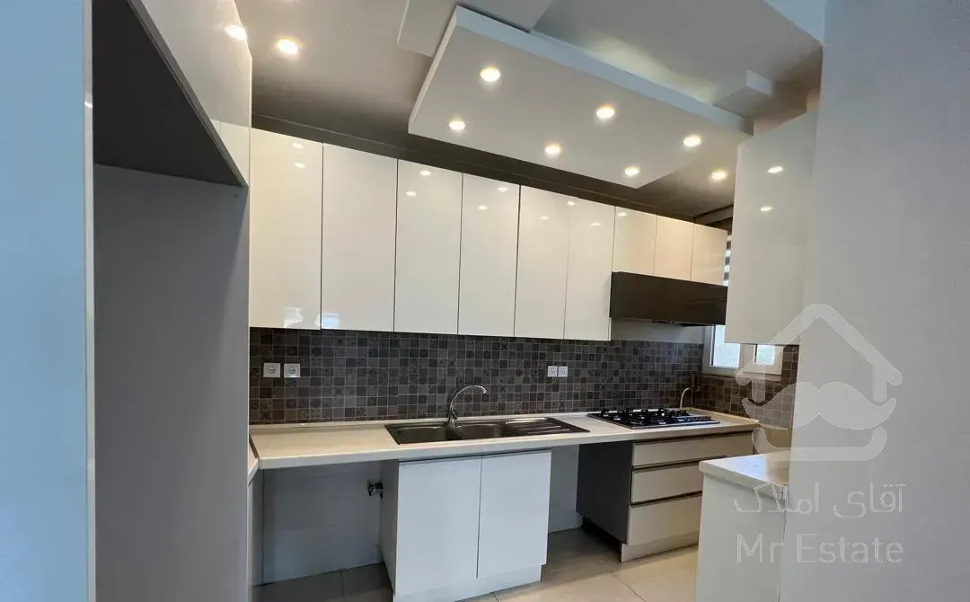 رهن آپارتمان ۱۱۳ متری ۲ خوابه دریاگوشه