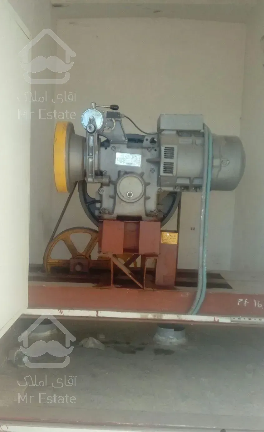 کلیه خدمات آسانسور و بالابر