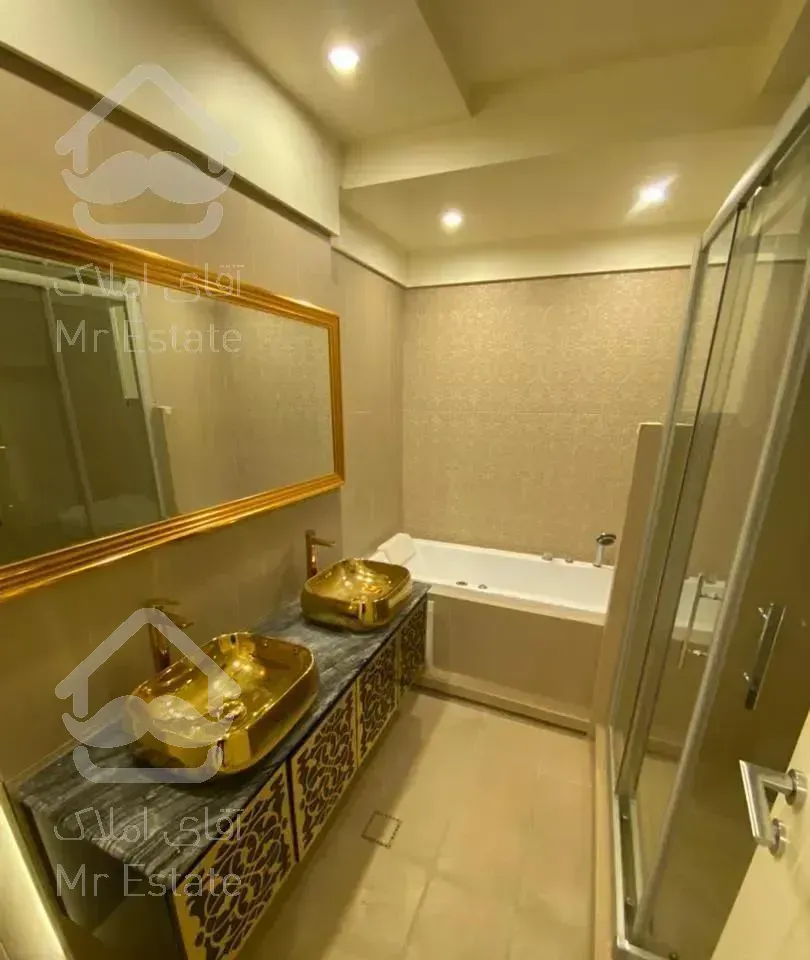 آپارتمان*۴۰۰متری*۴خوابه*نگینی بر فراز سعادت اباد