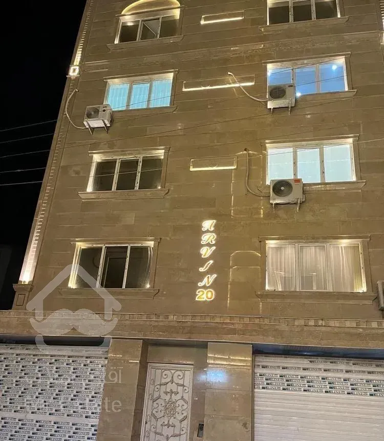 آپارتمان درشهرک مهدی  کلیدنخورده با وام۳۰۰میلیونی