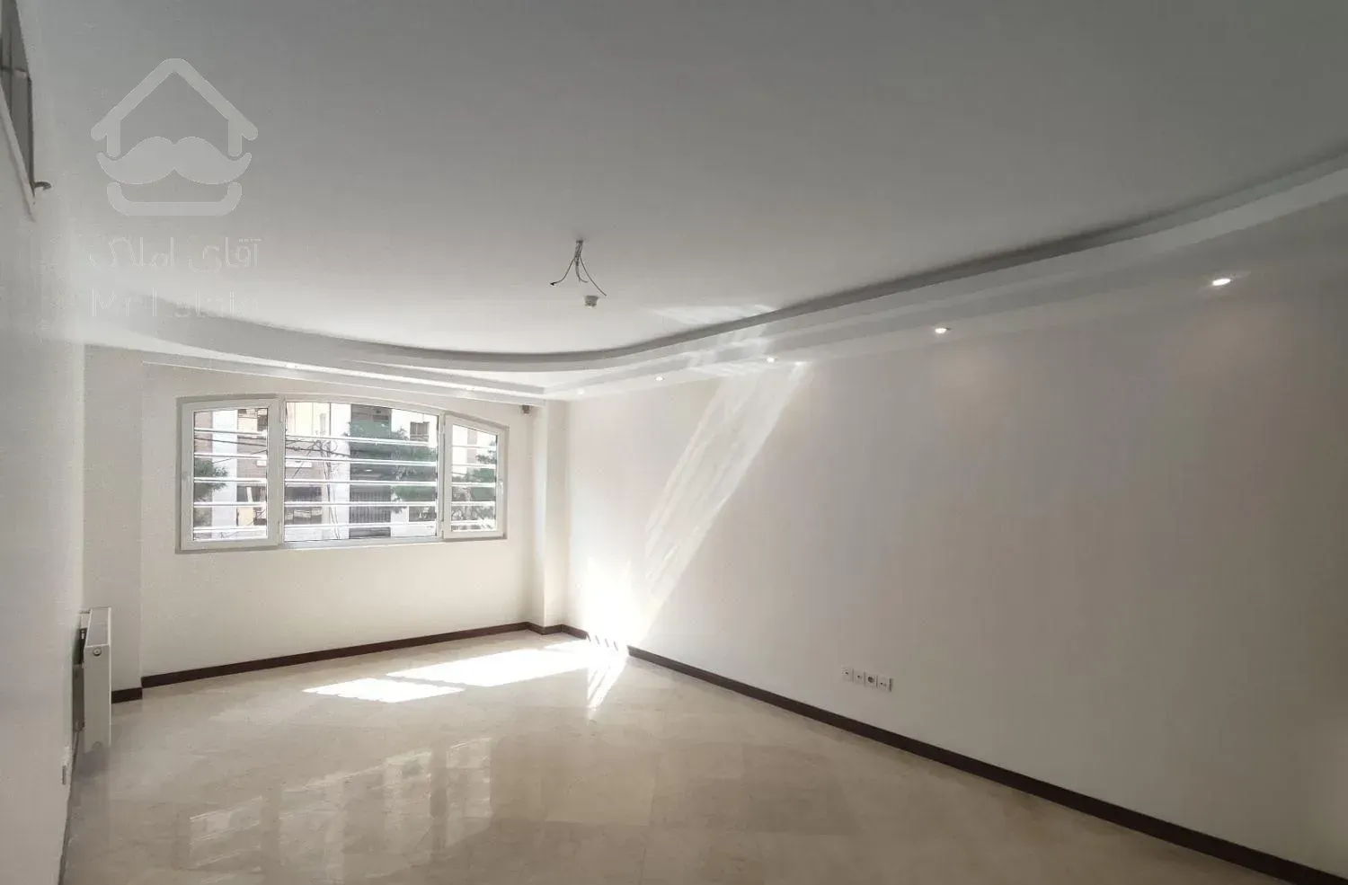 100متر/بازسازی شده/روبه‌آفتاب/غربی ها