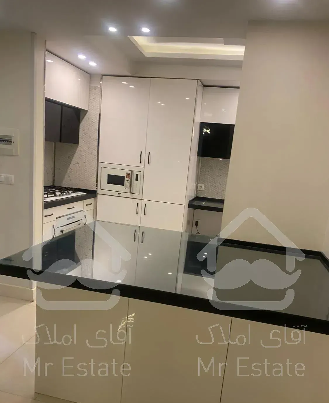 برج مجلل۱۵۶متر فول تراس دار/فرمانیه شرقی