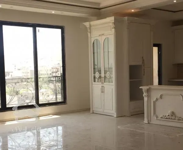 اپارتمان١٧٠متری نوسازمرکز رضاشهر تک واحد