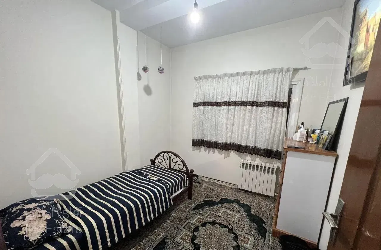 152متر در دوقدمی دریاچه/