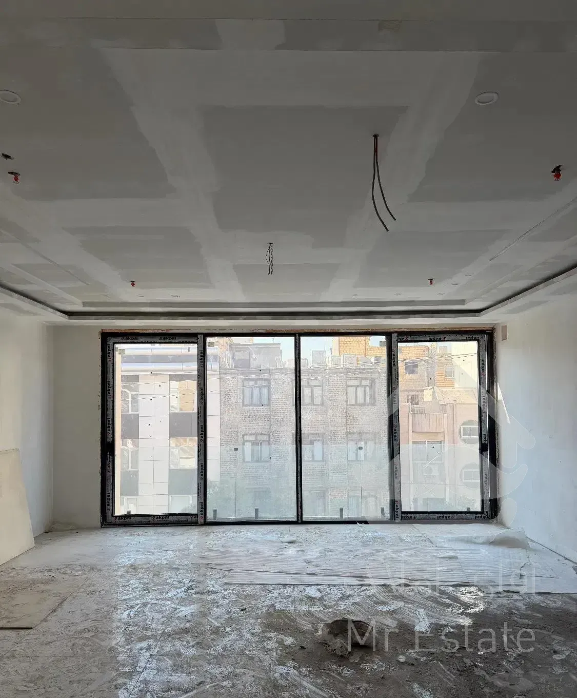 ۱۲۰متر ۲خوابه/ویو بینظیر/گذر۲۰متر/خیابان امام رضا