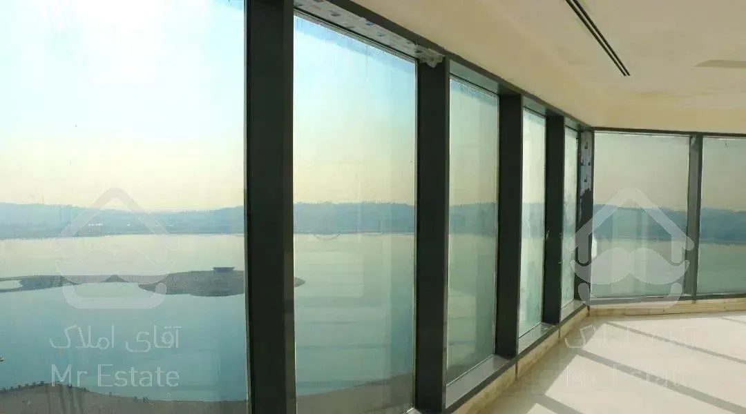 ۹۶ متر ویو دریاچه برج اداری آرتمیس ، نوساز