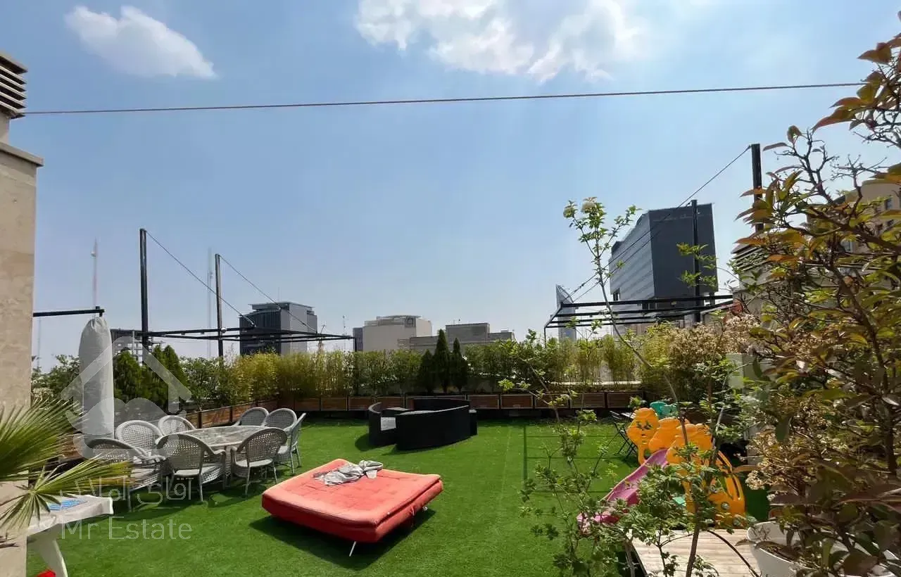 شمال جردن ۱۵۰متر ۳خواب ۲ پارکینگ مشاعات کامل