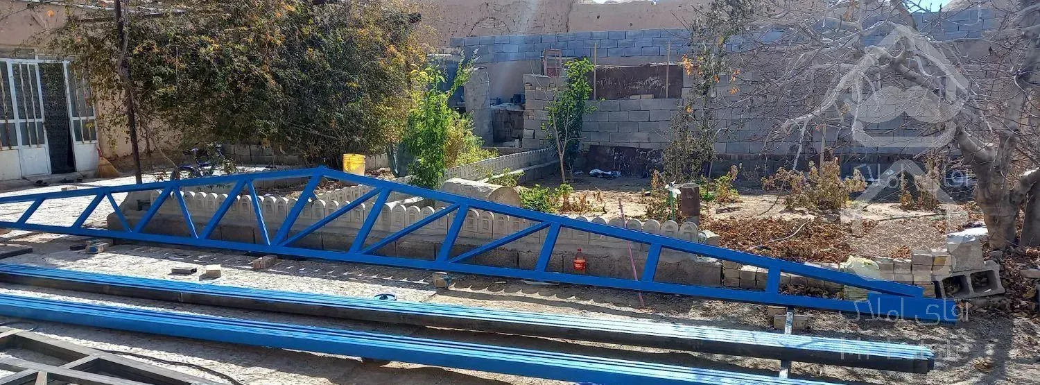 اجرای ضدزنگ سازه های فلزی ودرب وپنجره وغیره