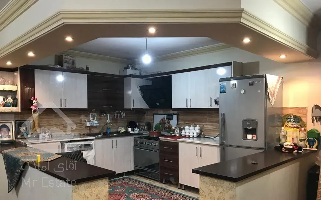 آپارتمان ۱۱۰متری با پارکینگ