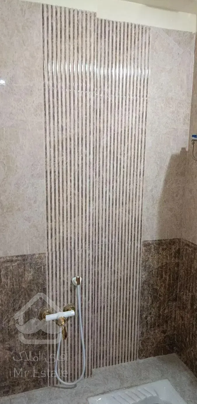 آپارتمان ۱۴۰ متری نوساز