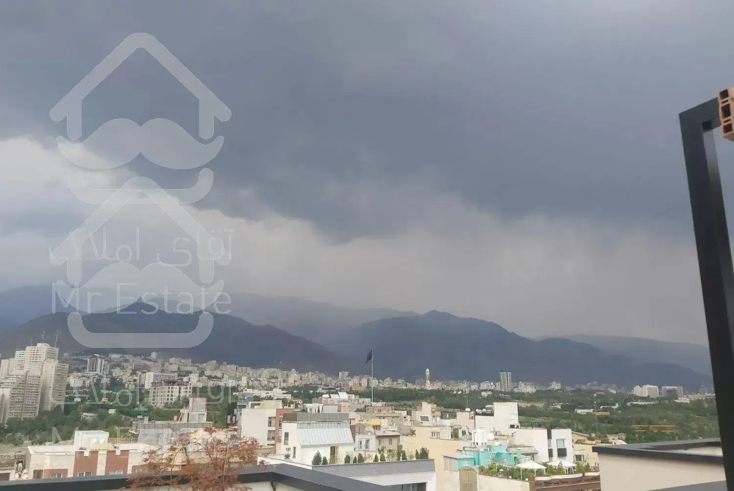 200 متر ۳ خواب نوساز