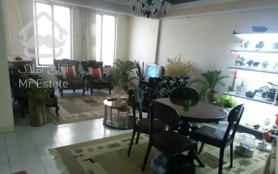 اول بلوار ارم مهرشهر ،سنددار ،وام مسکن دارد