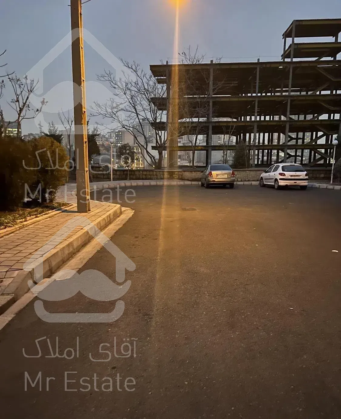 ۱۴۲ متر شهرک والفجر  خوش نقشه