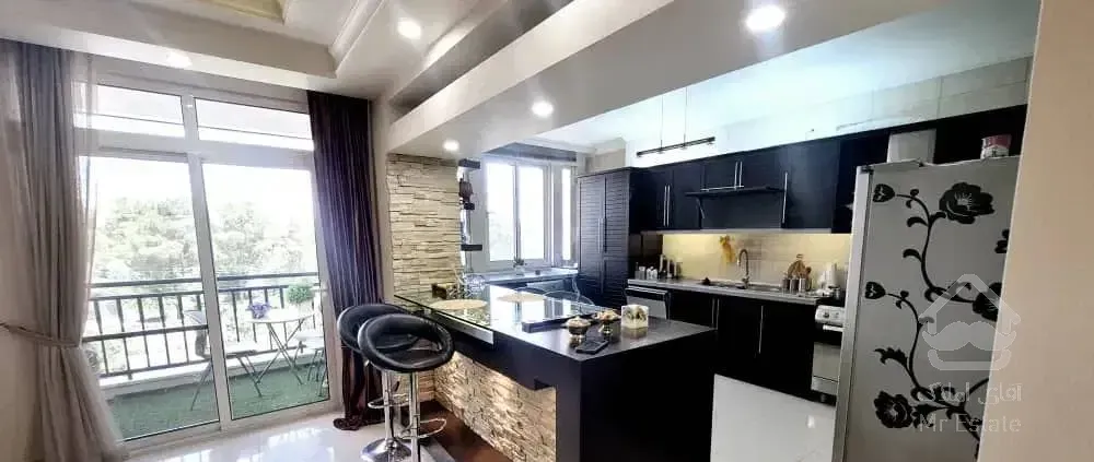 ۱۰۰متر تکواحد نوساز شیک دوبرنور شیخ صدوق.مصلی